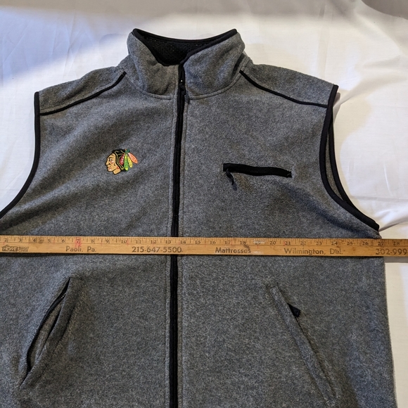 Puma zippered fleece sweater vest men's XL Chicago Blackhawks logo - Picture 4 of 7